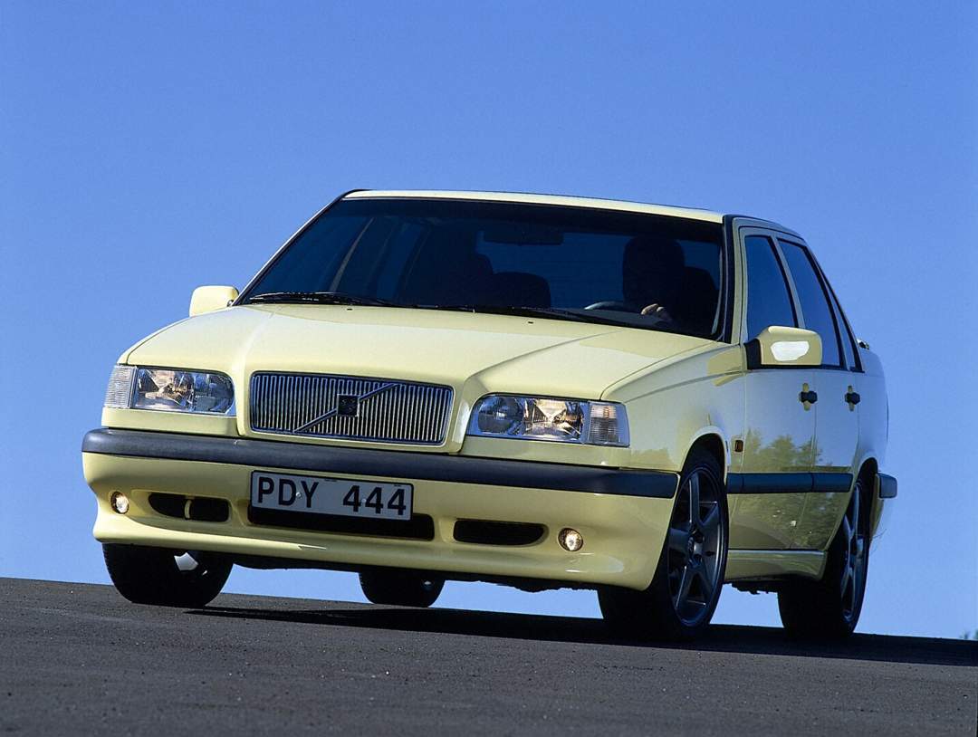 Remembering an icon: Volvo celebrates 30th anniversary of