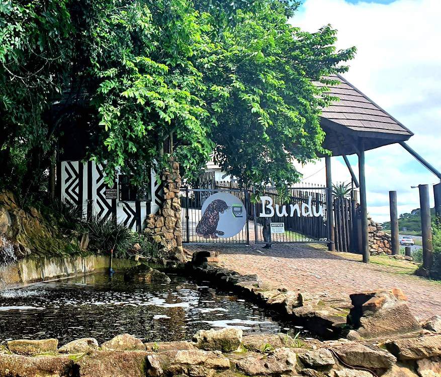 R35m lodge collapses as bitter racial feud rages
