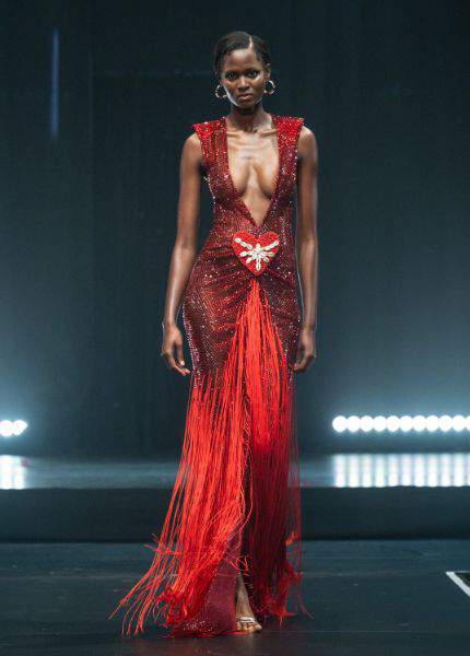 Fashion meets theatre Behind the Crimson Door in Gert-Johan
