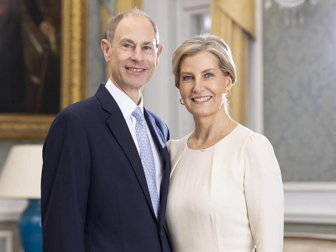 SEE | UK's Duke and Duchess of Edinburgh share new portrait as Portugal tour begins