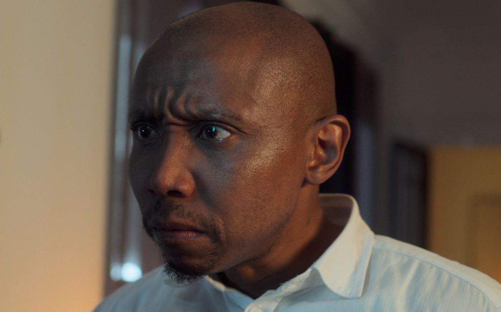 WATCH | Sdumo Mtshali gives ‘The Polygamist’ make-up team their flowers