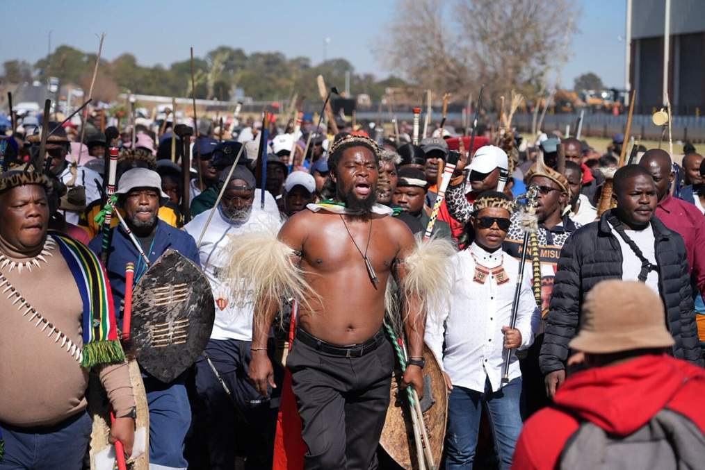 Protesters defy Ramaphosa, target Boksburg logistics company over foreign workers