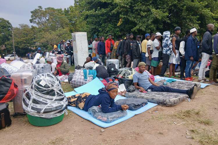 Plus de 1 000 Malawiens fuient un établissement informel à Durban