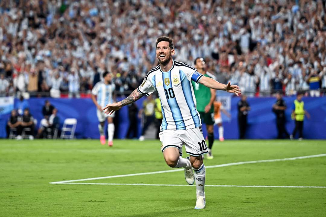 „Ein wunderschöner Moment“: Messi erzielt Hattrick und stellt WM-Torrekord ...