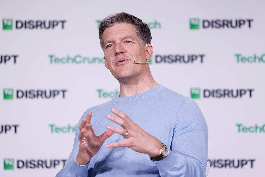 SpaceX nomme Roelof Botha au conseil d'administration quelques jours après son introduction en bourse