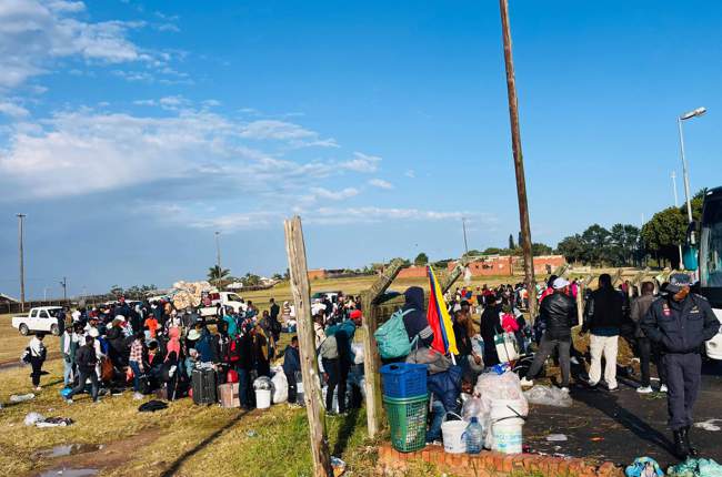 Zimbabweans continue to gather at Shallcross 'camp' for