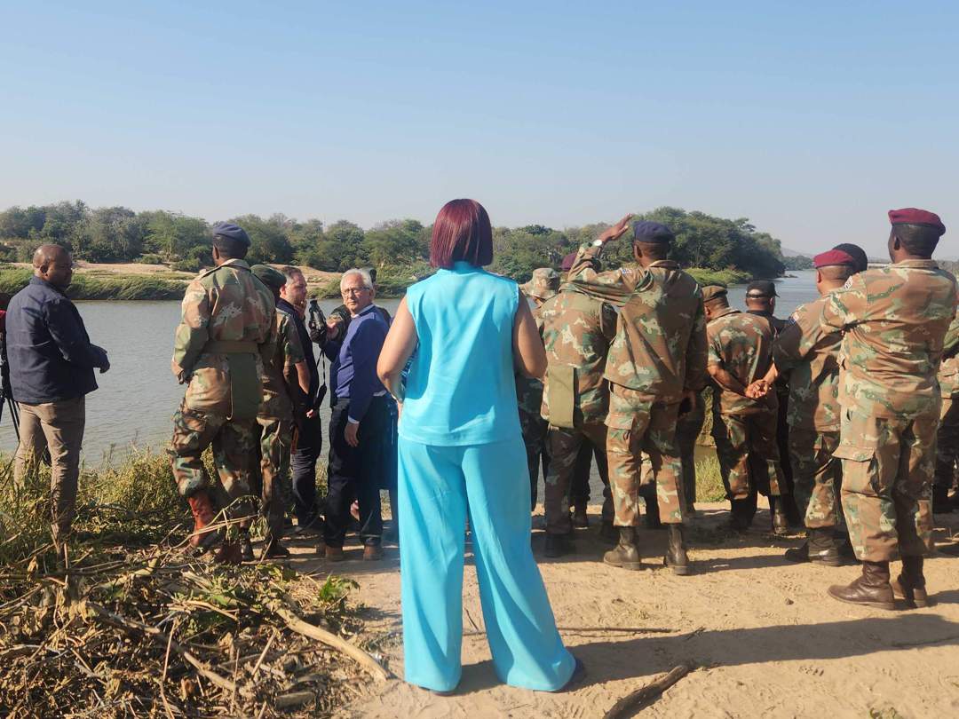 A soldier, a crocodile, and 9 ministers on a day trip to the border: SA’s migration problems