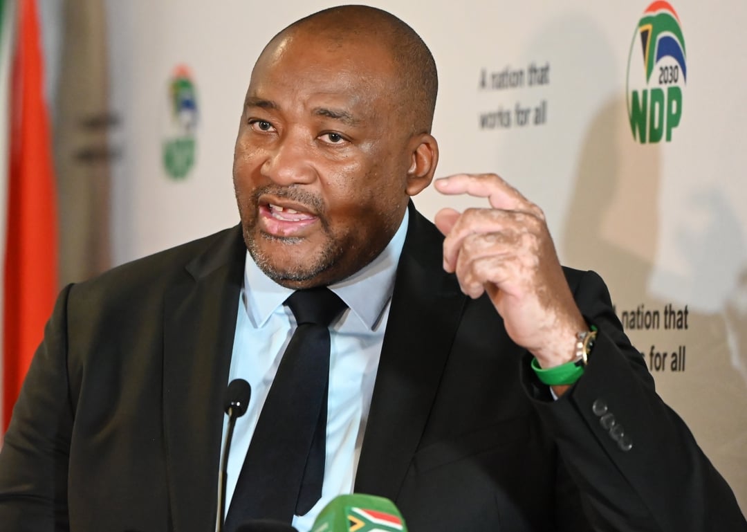 ActionSA et DA interrogent le département de McKenzie au sujet d'un voyage de 31 millions de rands pour la Coupe du monde