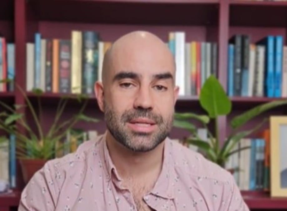 ‘Resign or face vote’ – Anton Taylor warns Bishops old boys’ committee in pride flag fight